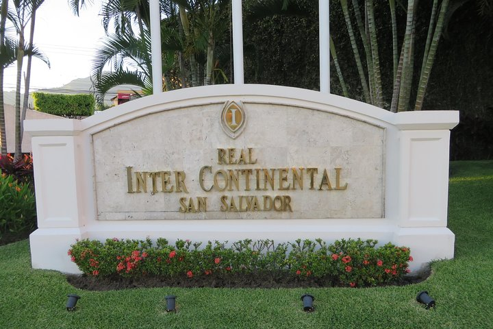Transportation to HOTEL REAL INTERCONTINENTAL SAN SALVADOR  - Photo 1 of 7